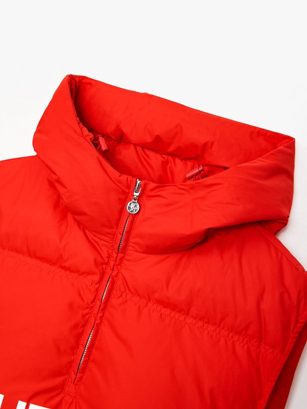 UTAA ブロックロゴHoodハーフZip-upダウンベスト レッド : Women's