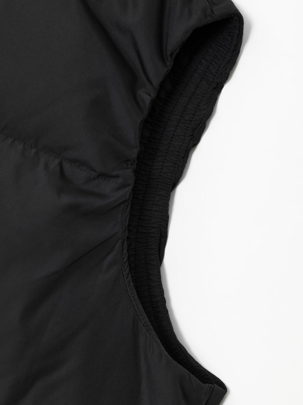 UTAA Chromeベーシックハイネックダウンベスト : Women's