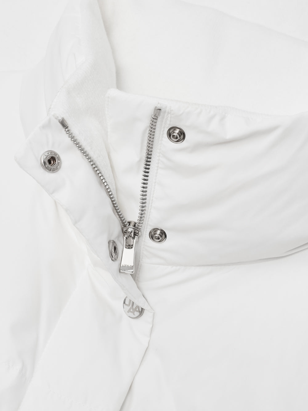 UTAA Chromeベーシックハイネックダウンベスト : Women's