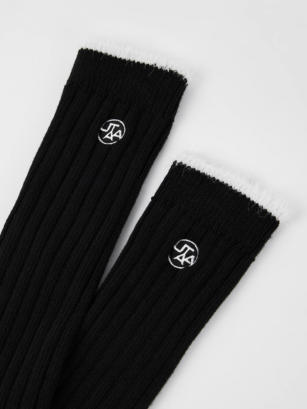 UTAA FeatherファーミックスKneeソックス ブラック : Women's