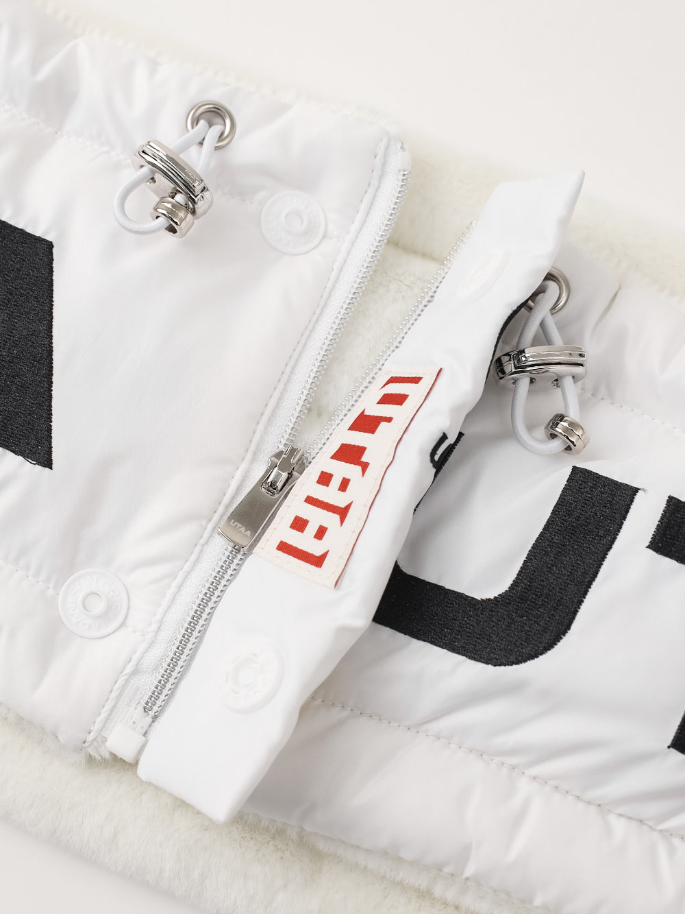 UTAA リングパンサーパディングネックWarmer ホワイト : Women's