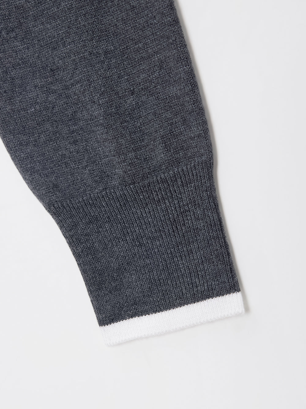 エッセンシャル シルク ブレンド カラー ニット プルオーバー