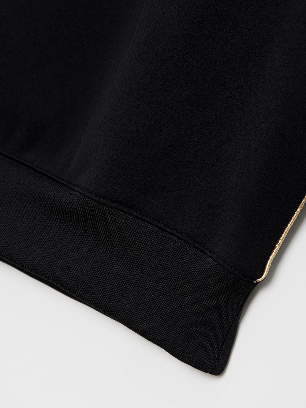 コンター ゴールデンライン エンブレム MTM