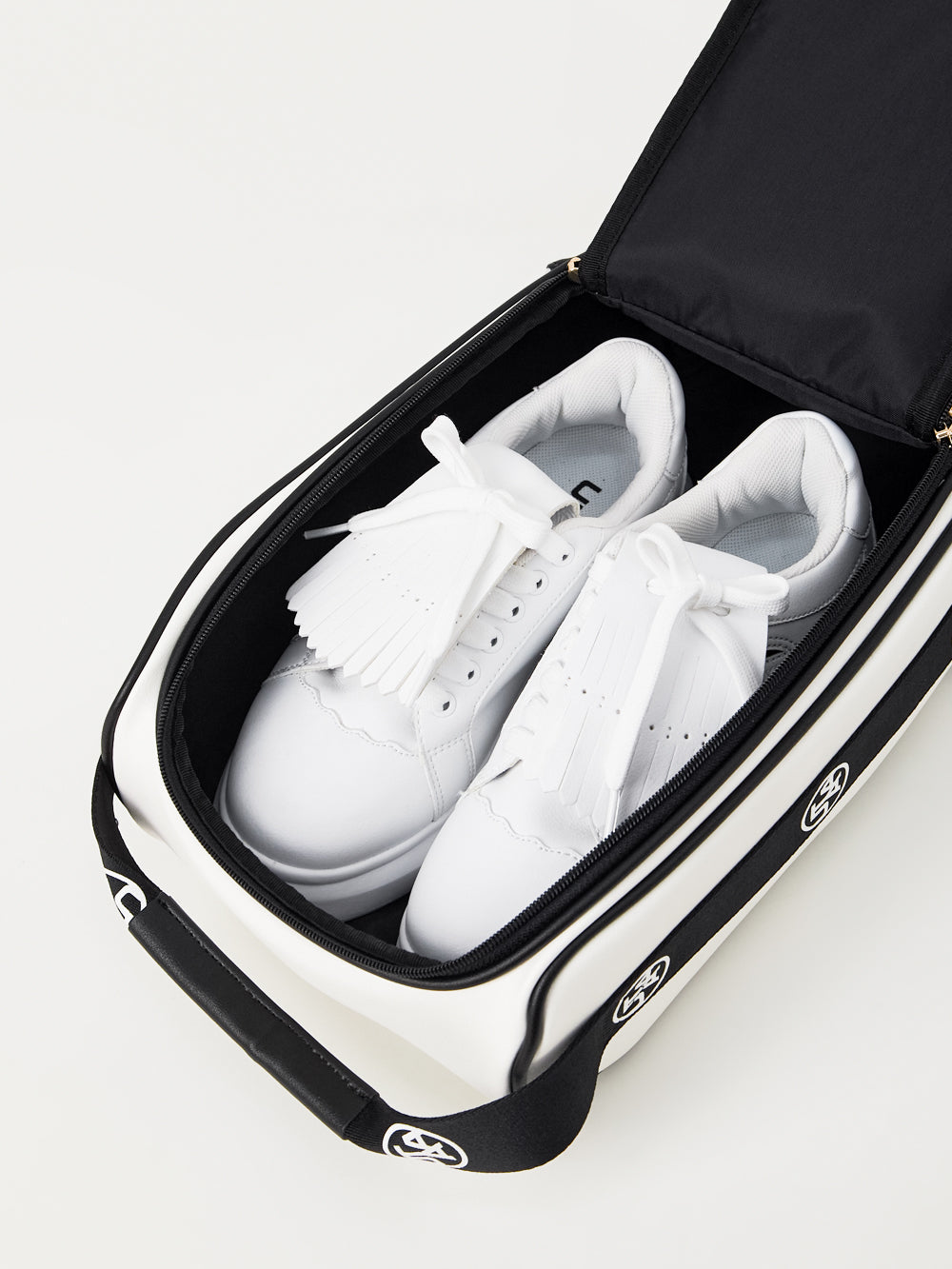 UTAA エンブレムCubicカラースタッドシューズバッグ : Women's