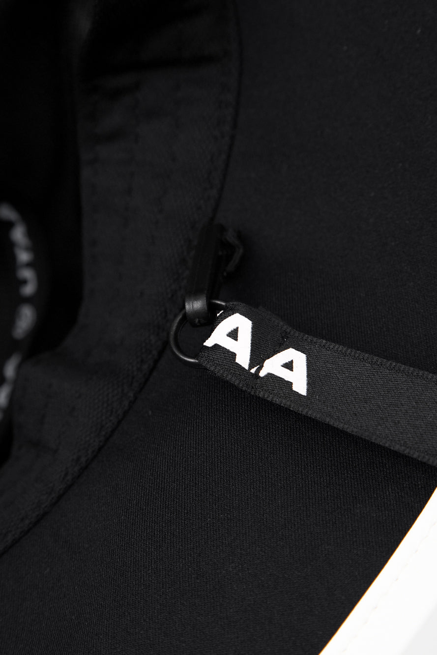 UTAA Laurelシンボルエンブレムバケットハット ブラック : Women's