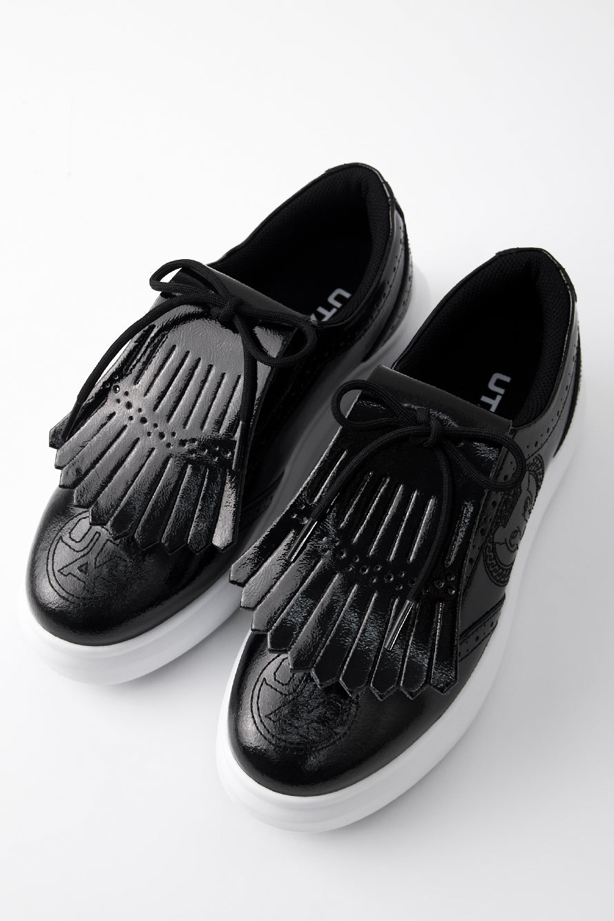 エナメルパンチングパンサーダービーキルティスニーカー:レディース