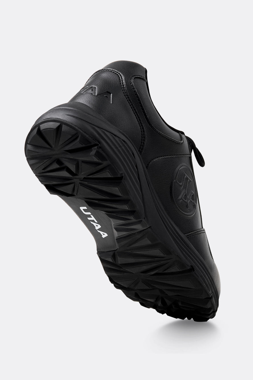 UTAA モノプラットフォームスパイクレスgolfshoes ブラック : Men's