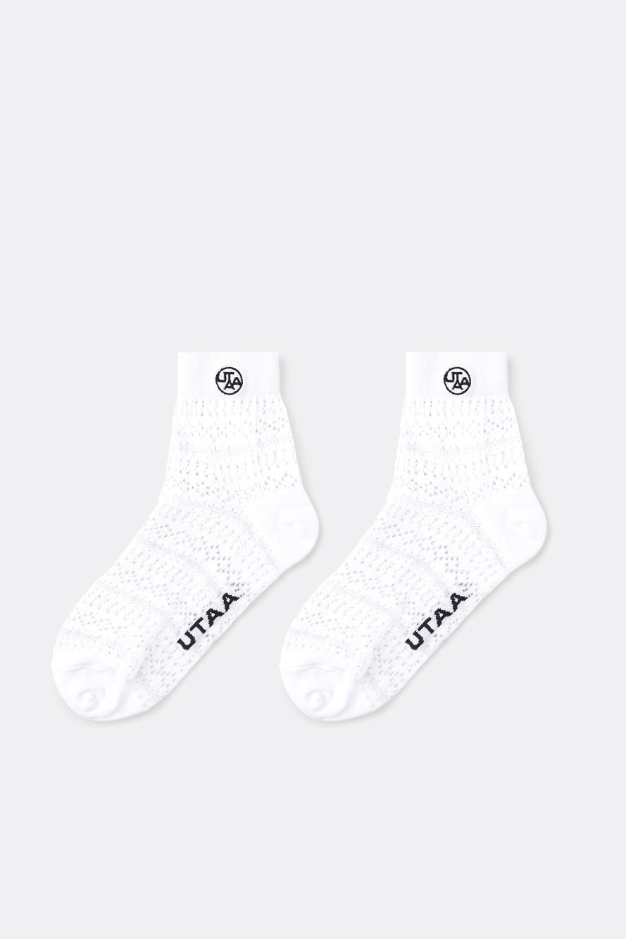 UTAA パンチングパターンルーズソックス ホワイト : Women's