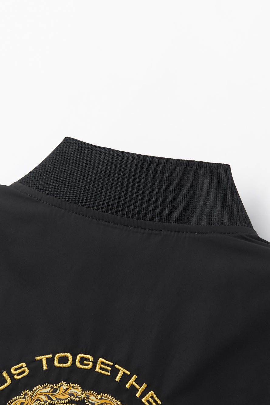 UTAA クレストゴールデンエンブレムウィンドブレーカージャンパー ブラック : Women's