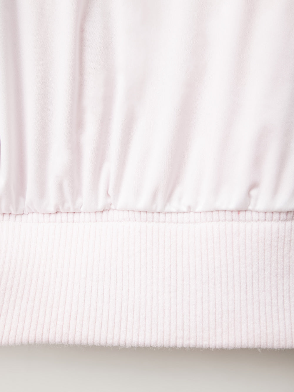 UTAA TypoブロックニットZip-upジャンパー レッド : Women's