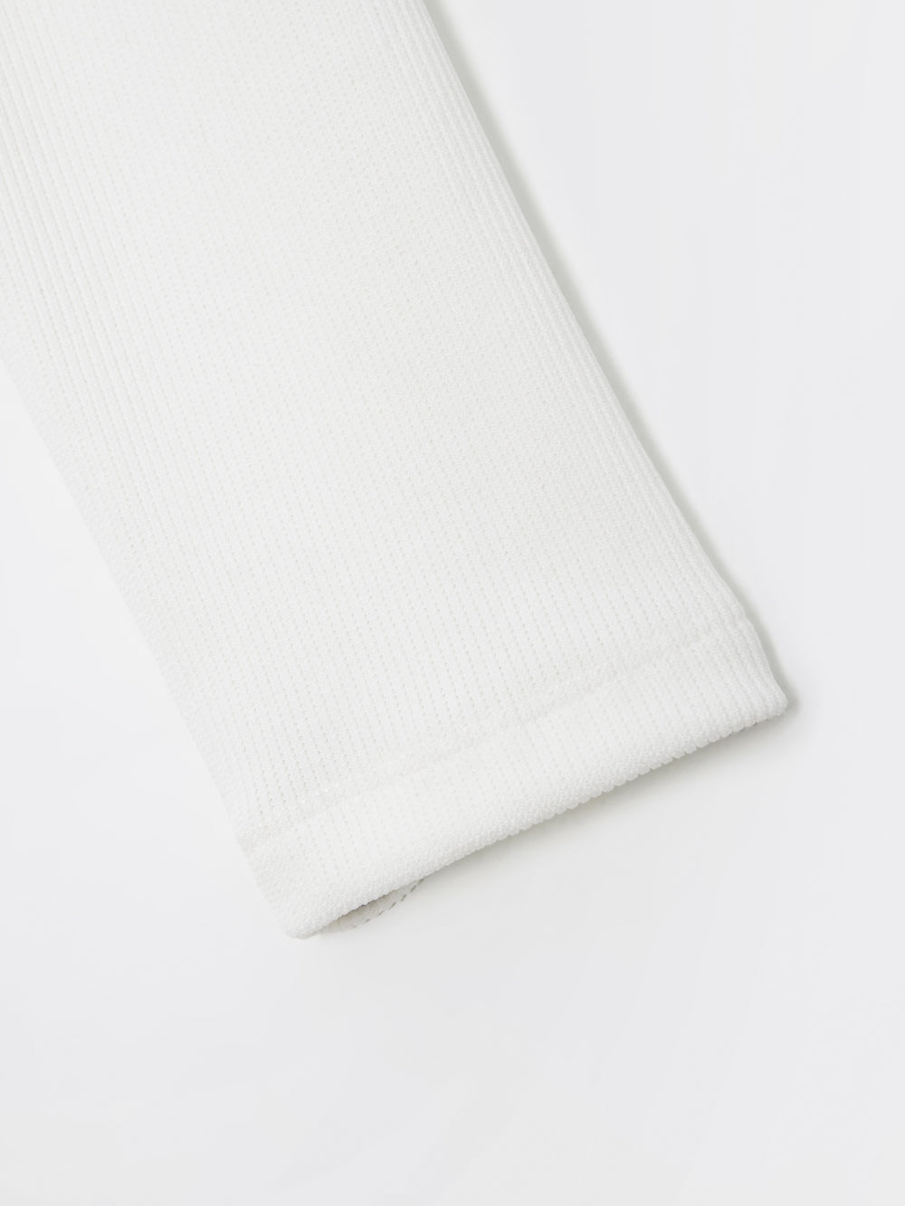 リリー パンチング レース ストリング ライン PK スリーブ