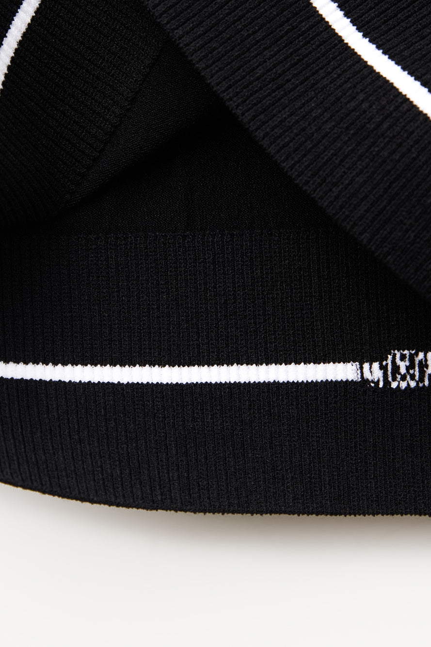 UTAA モノブロックボタンPKニット ブラック : Men's