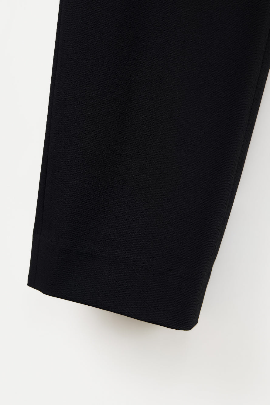 UTAA クレストゴールデンパンサーScudoラインパンツ ブラック : Men's