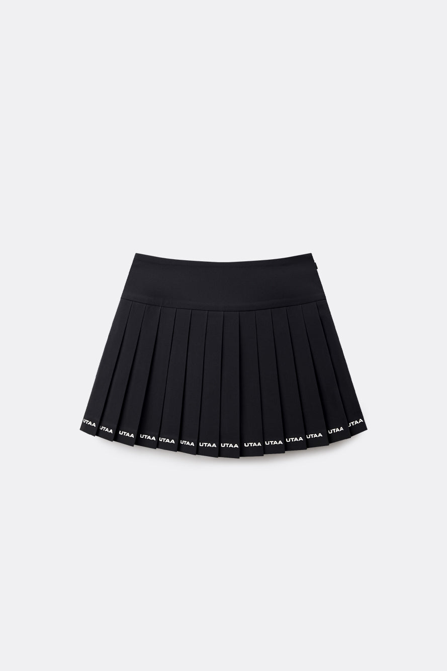 UTAA シリアルロゴショートプリーツスカート : Women's