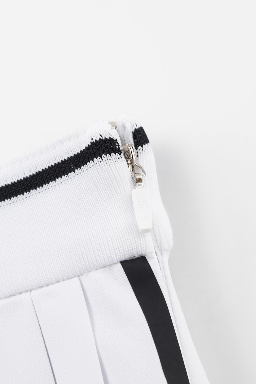UTAA ペタラインモノプリーツスカート ホワイト : Women's