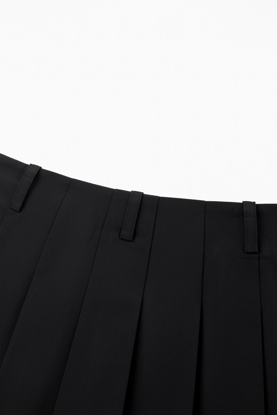 UTAA クレストゴールデンエッジプリーツスカート ブラック : Women's