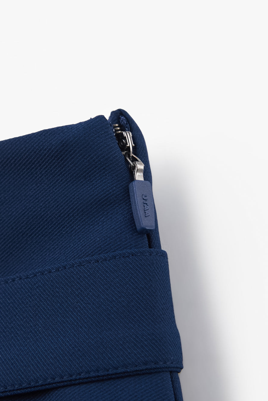 UTAA ドゥカットギルトロゴベルトプリーツスカート ネイビー : Women's