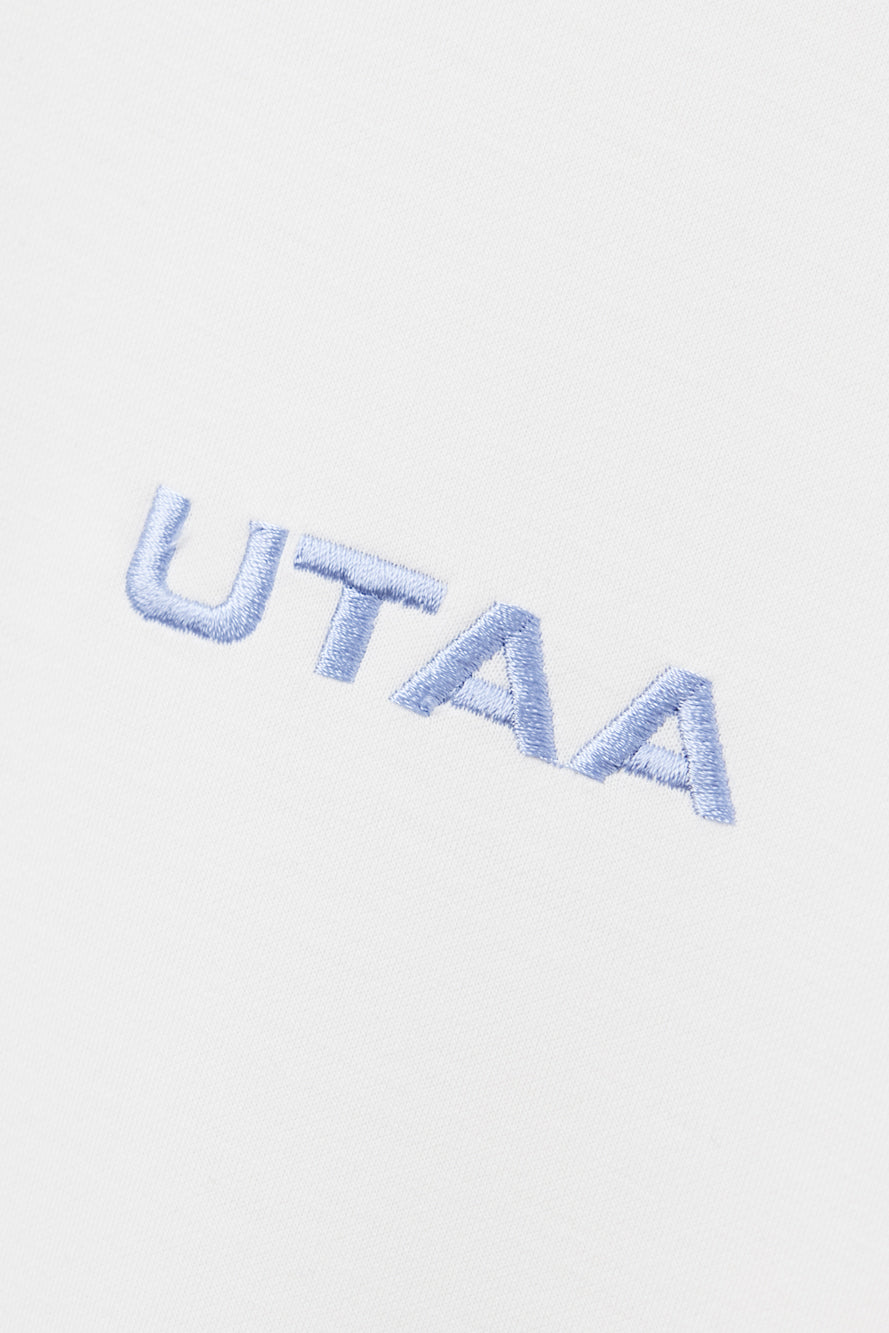 UTAA タイポカラーロゴベーシックTシャツ ホワイト:メンズ