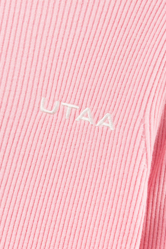 UTAA プチロゴスリムリブハイネックニット ライトピンク:レディース
