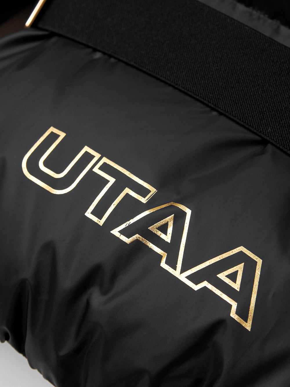 UTAA ギルトシーリングクラウンパンサーフードダウンジャンパー ブラック：レディース
