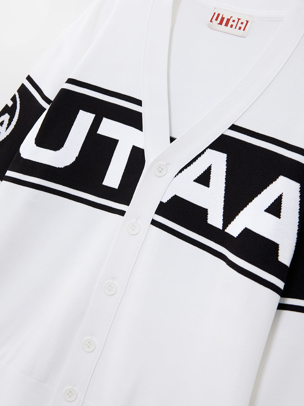 UTAA モノローグロゴニットカーディガン ホワイト : Women's