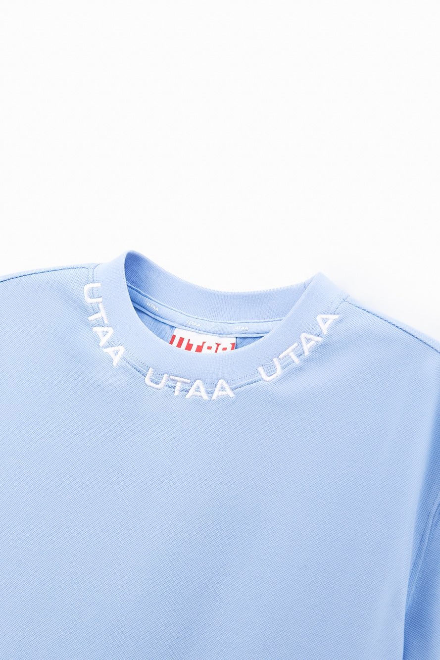 UTAA シリアルロゴクルーネックTシャツ スカイブルー：レディース