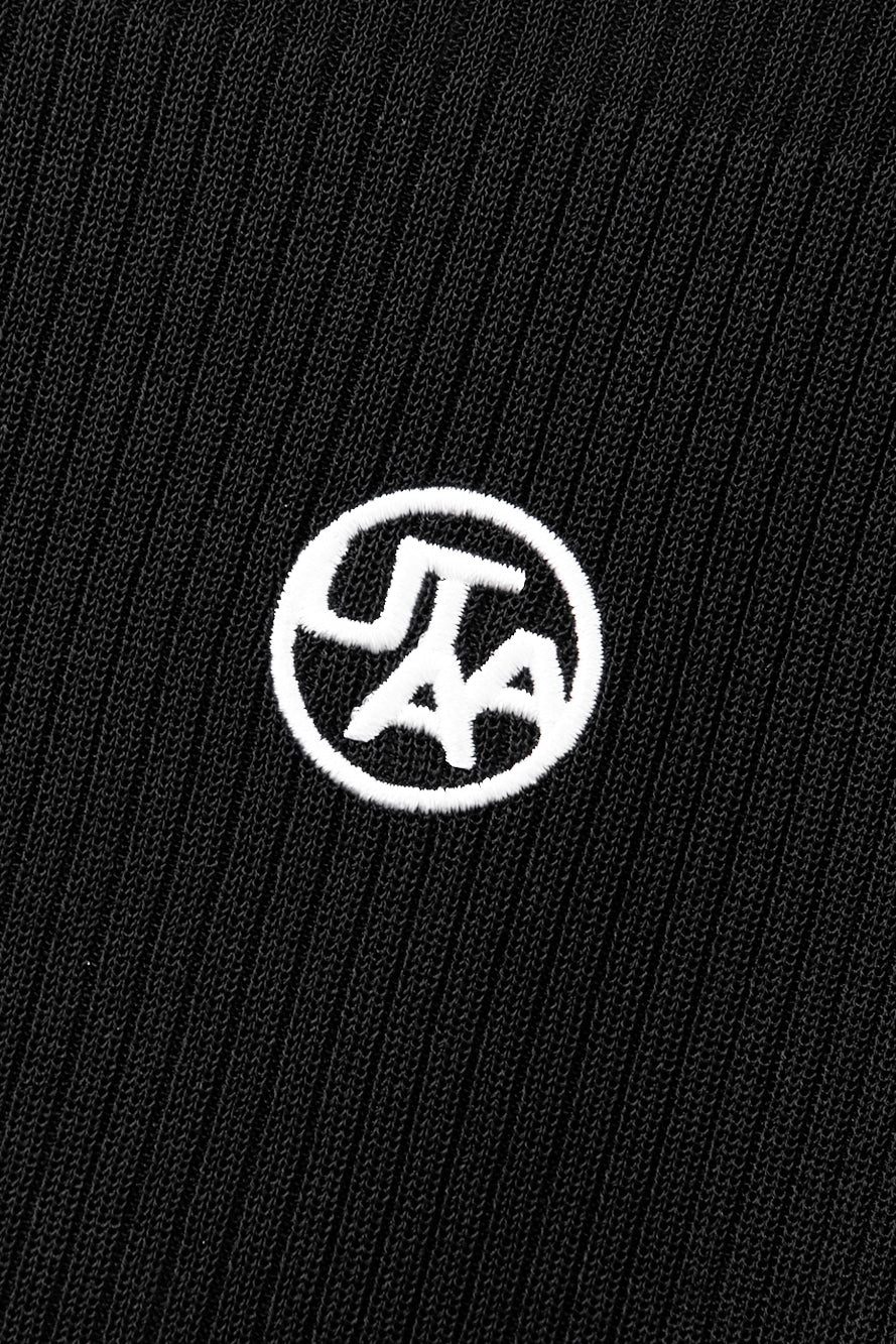 UTAA ハーフシアータートルネックリブニットスリーブ ブラック：レディース