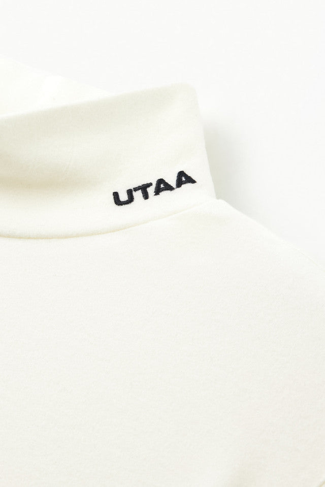UTAA マイクロロゴソフトハイネックインナースリーブ ホワイト：レディース