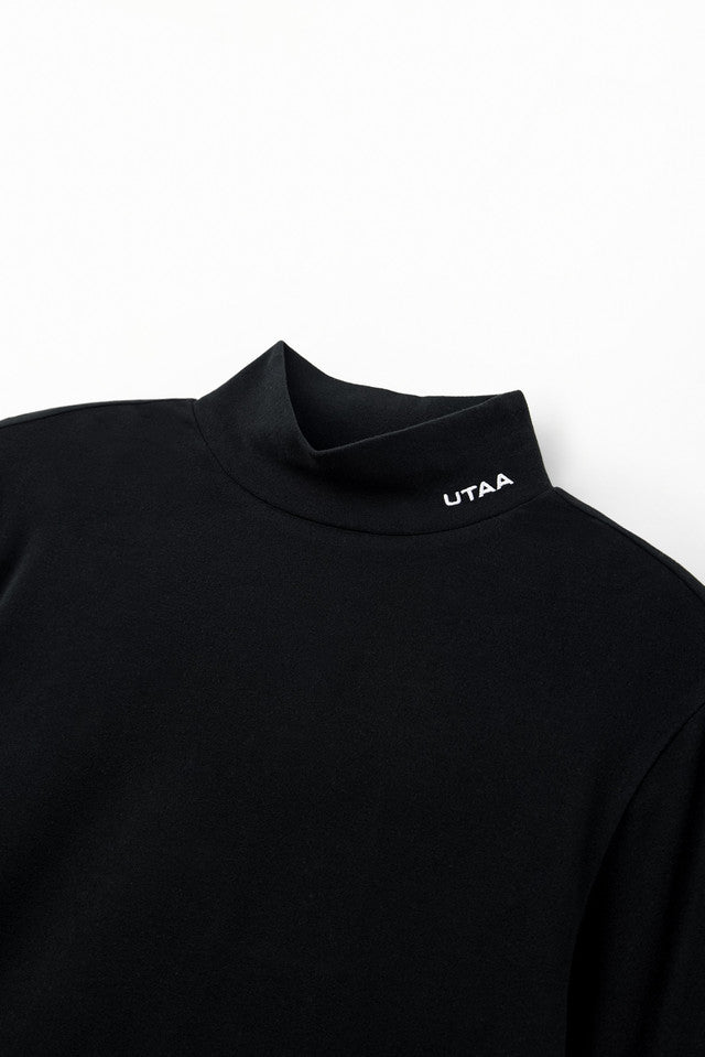 UTAA マイクロロゴソフトハイネックインナースリーブ ブラック：メンズ