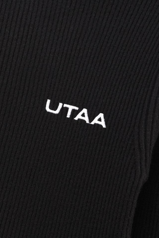 UTAA アンバーカラースリムリブクルーネックニット ブラック：レディース