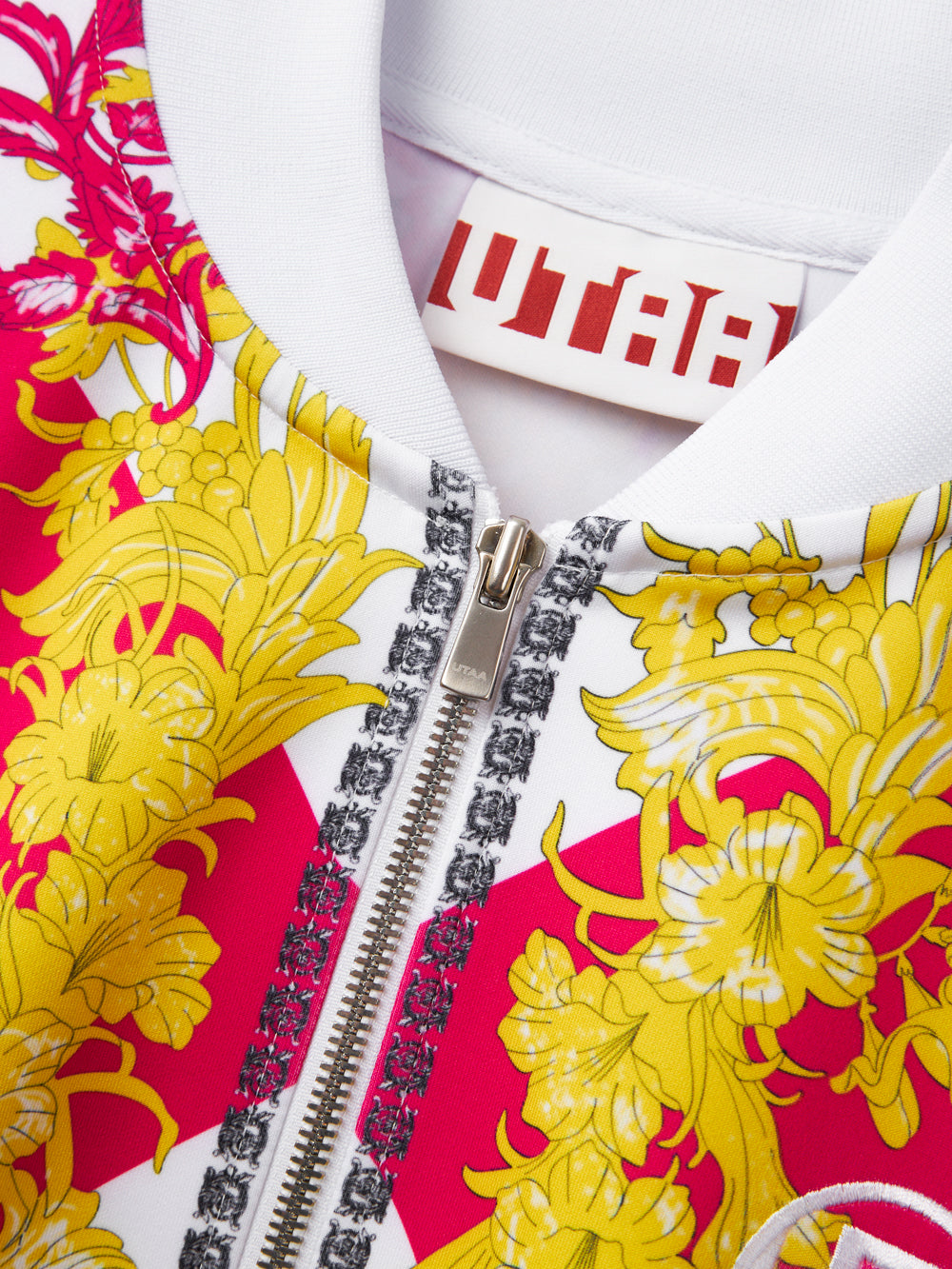 UTAA フェスティヴクラウンパンサーブルゾンジャンパー : Women's