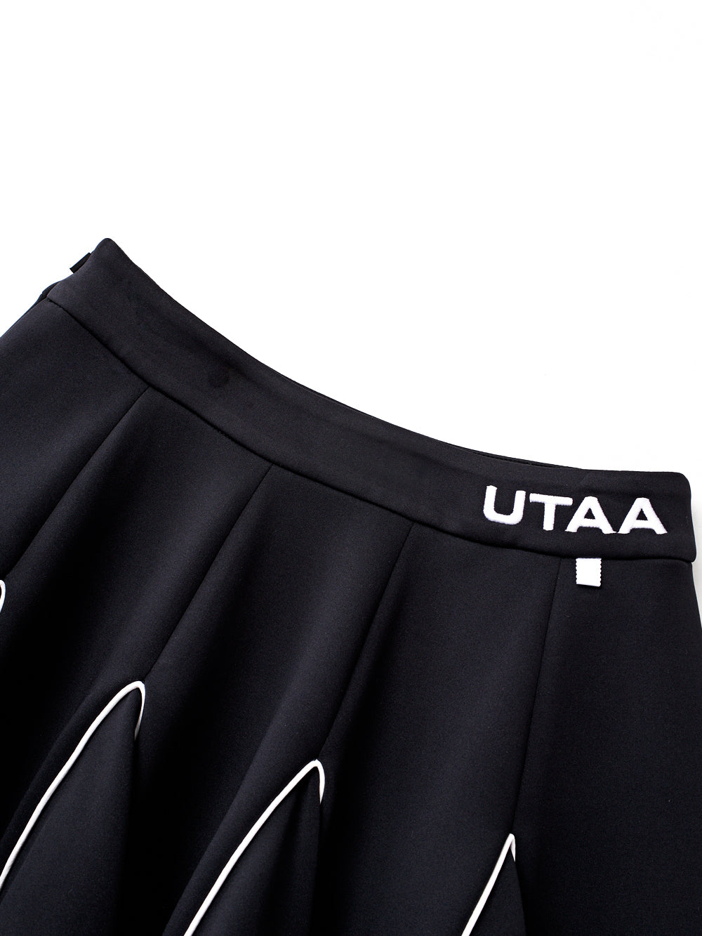 ユタ ワイルドパンサーカラーフレアスカート