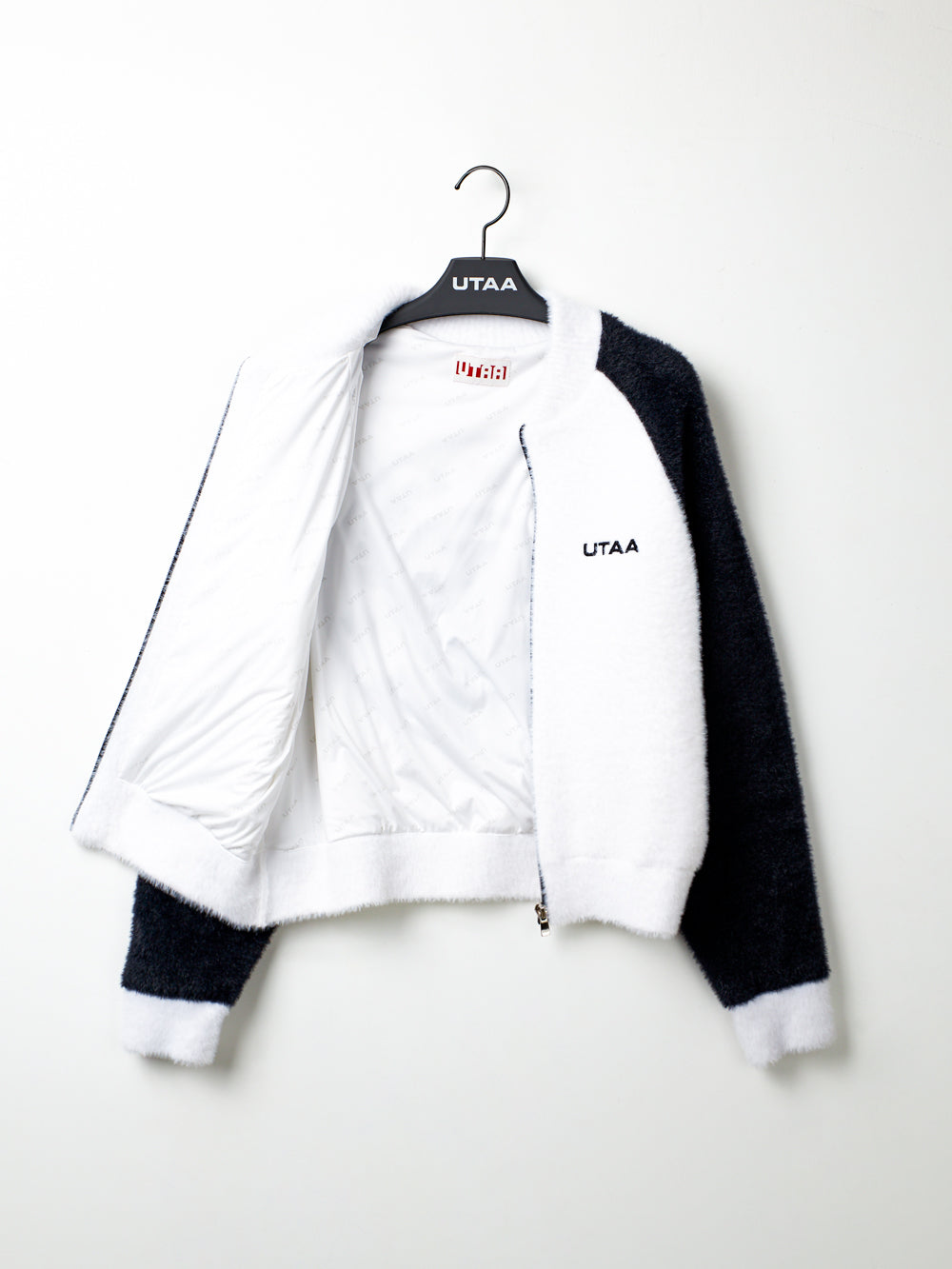 UTAA CircleエンブレムRaglanニットジャンパー : Women's