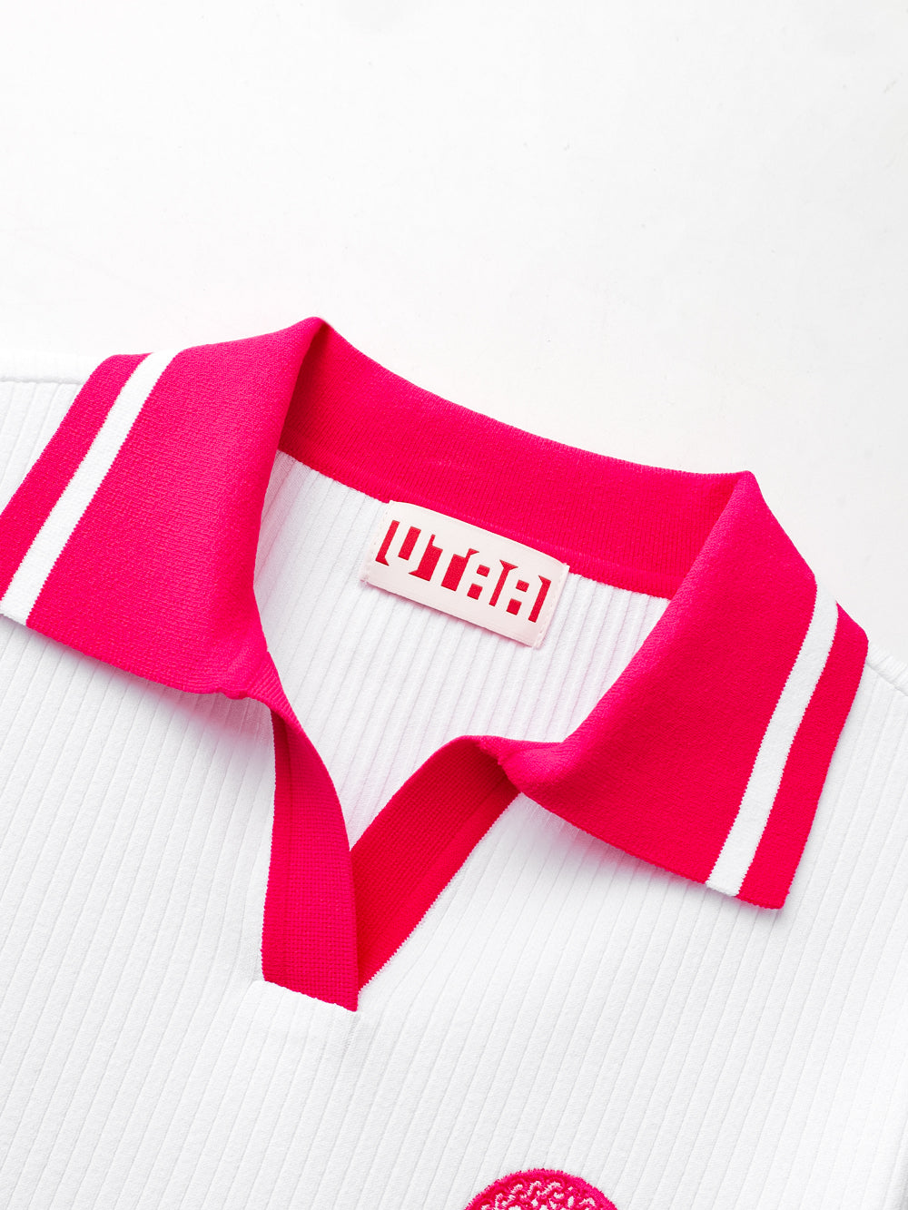 UTAA オーキドラインオープンネックニート : Women's