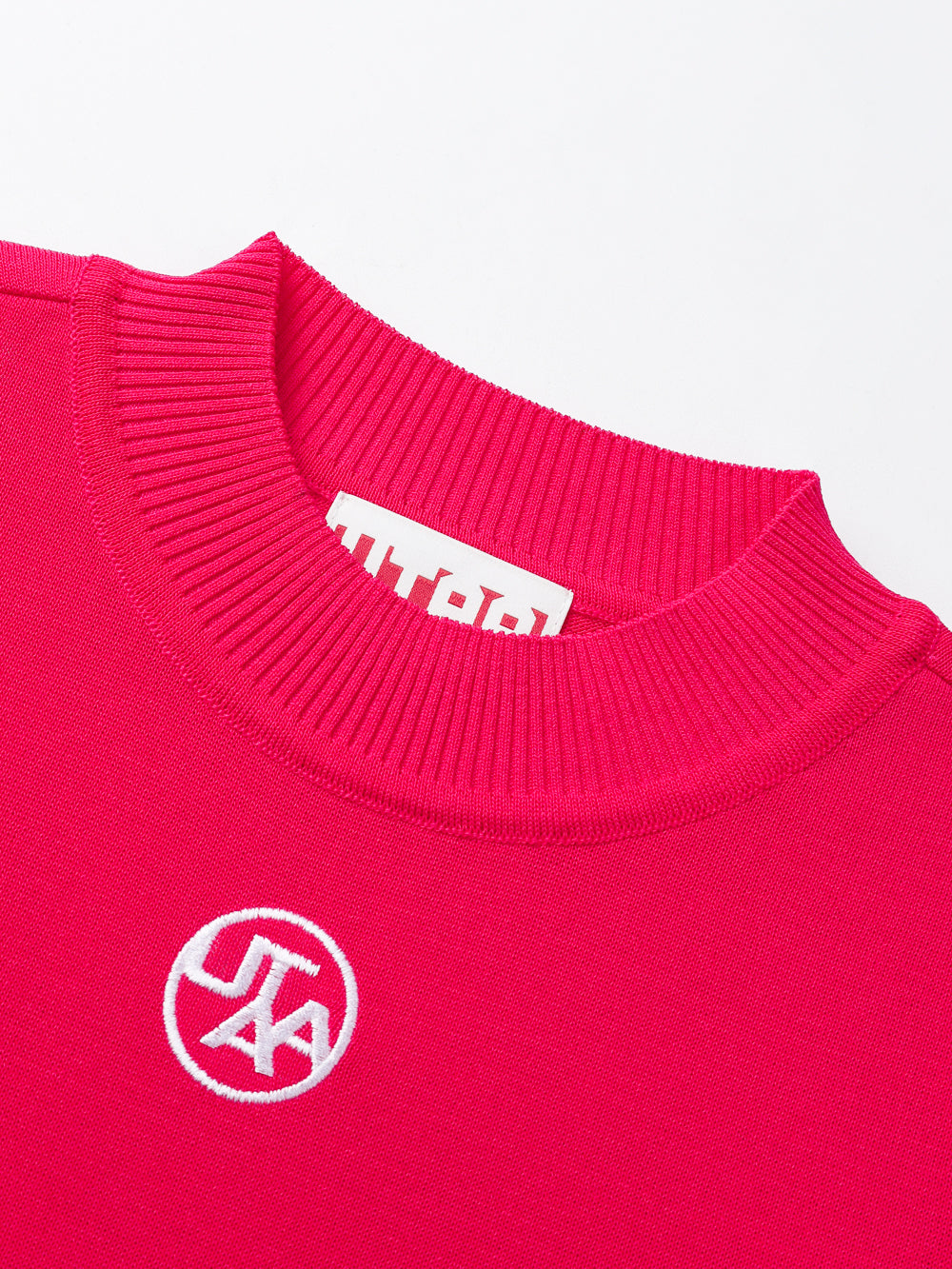 UTAA パンチングロゴタートルネックニート : Women's