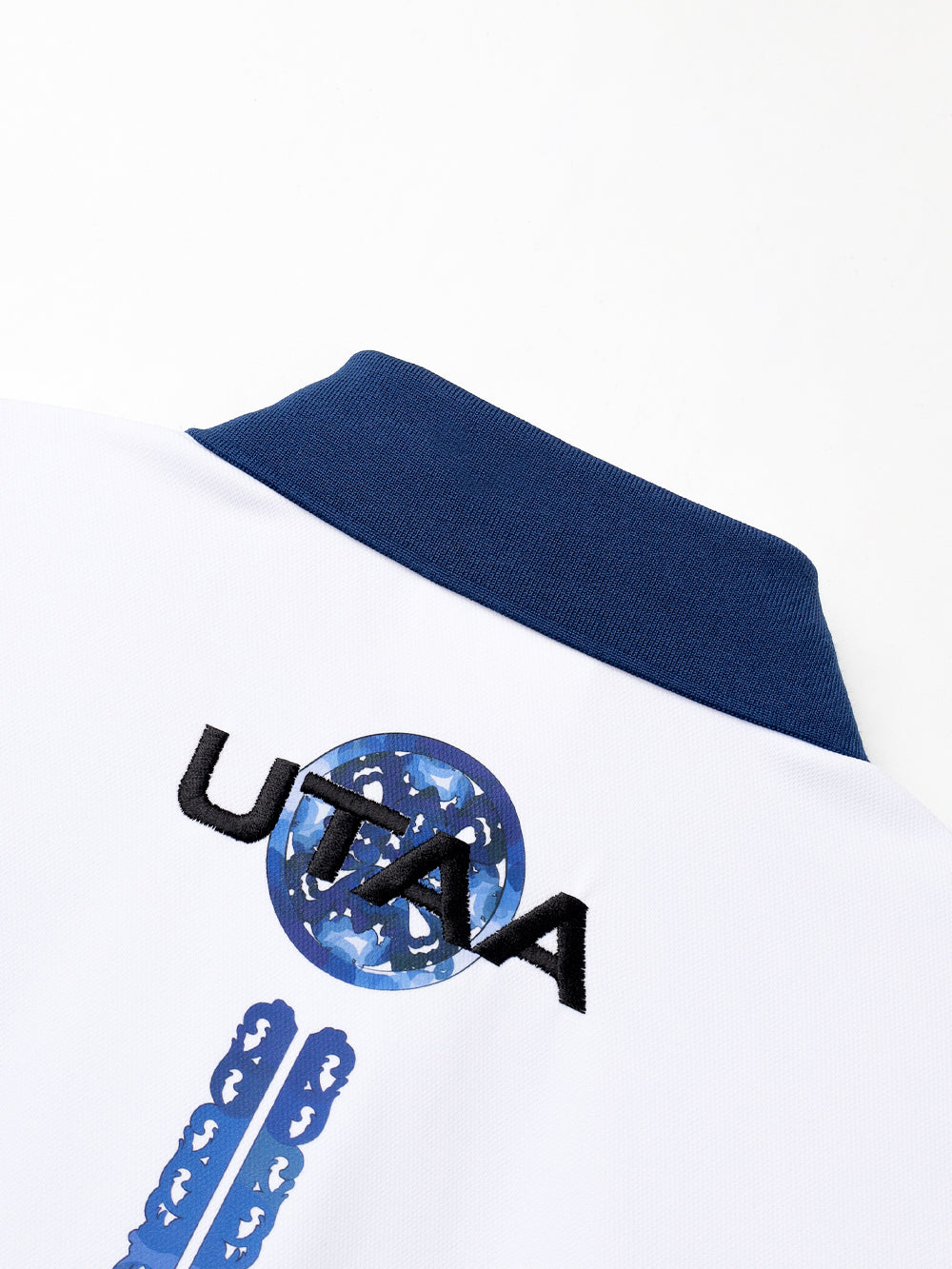 UTAA シークエンスバロックグラフィックPKシャツ ブルー : Women's