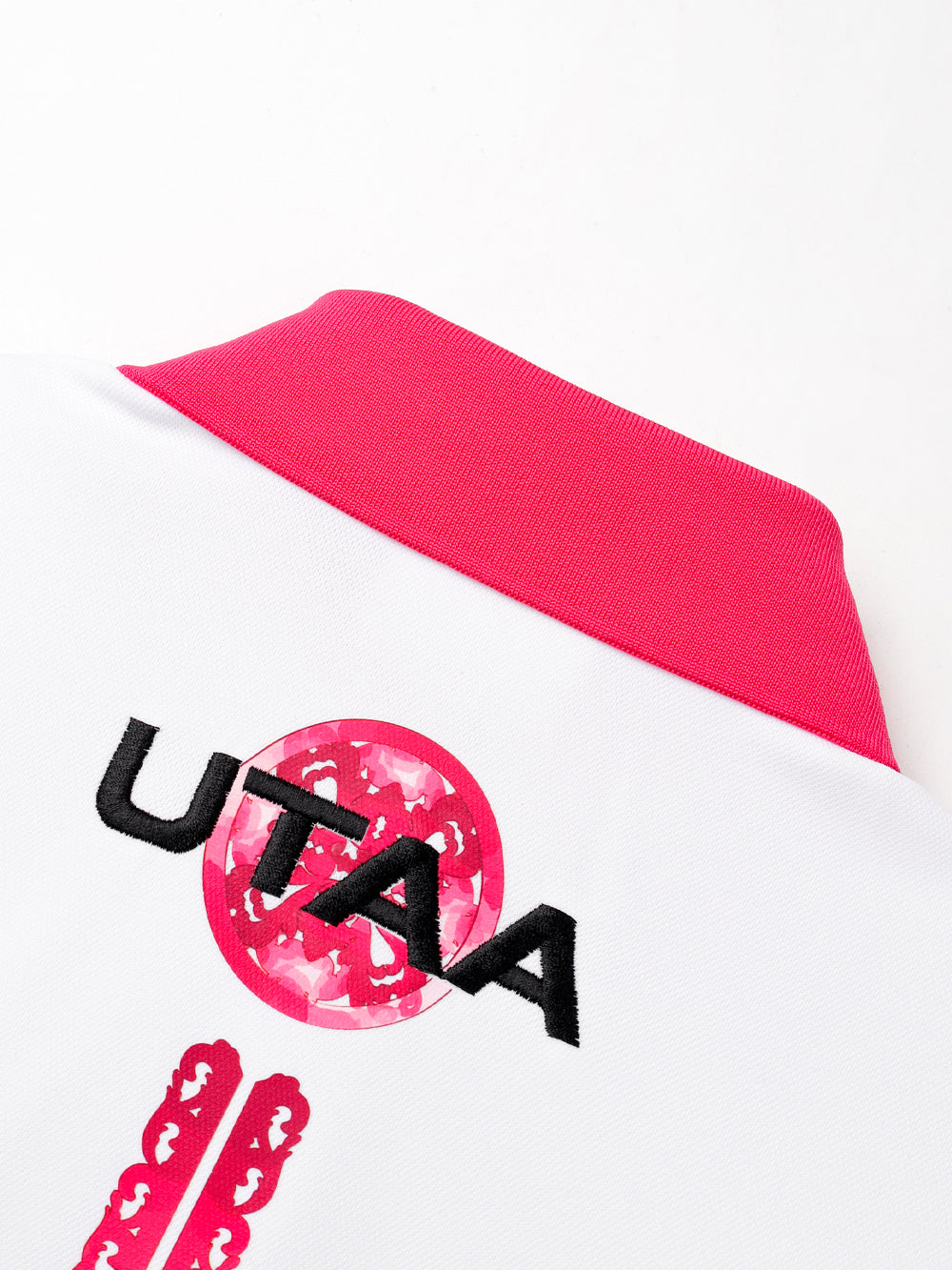 UTAA シークエンスバロックグラフィックPKシャツ ピンク : Women's