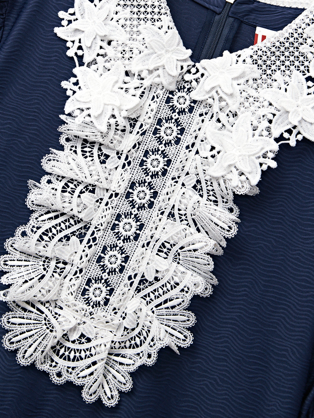 UTAA ノートルダムレースシャツ : Women's