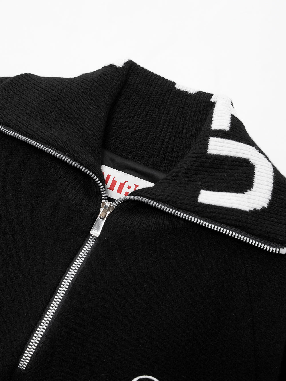 UTAA シンボルShadeタートルネックハーフZip-upニット : Women's