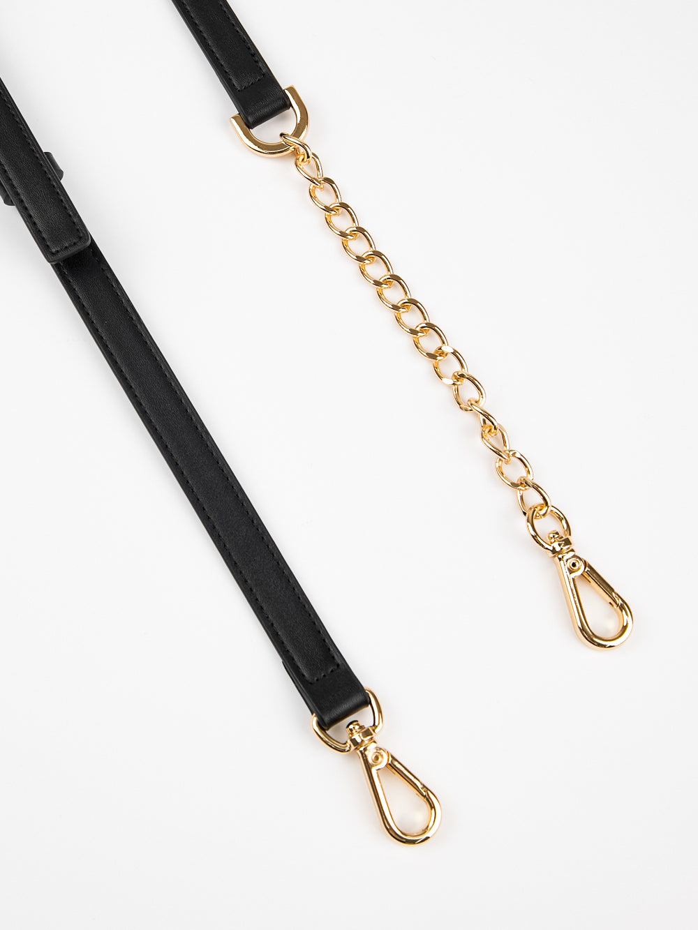 UTAA ドルチェクラシックドットベルトバッグ ブラック : Women's