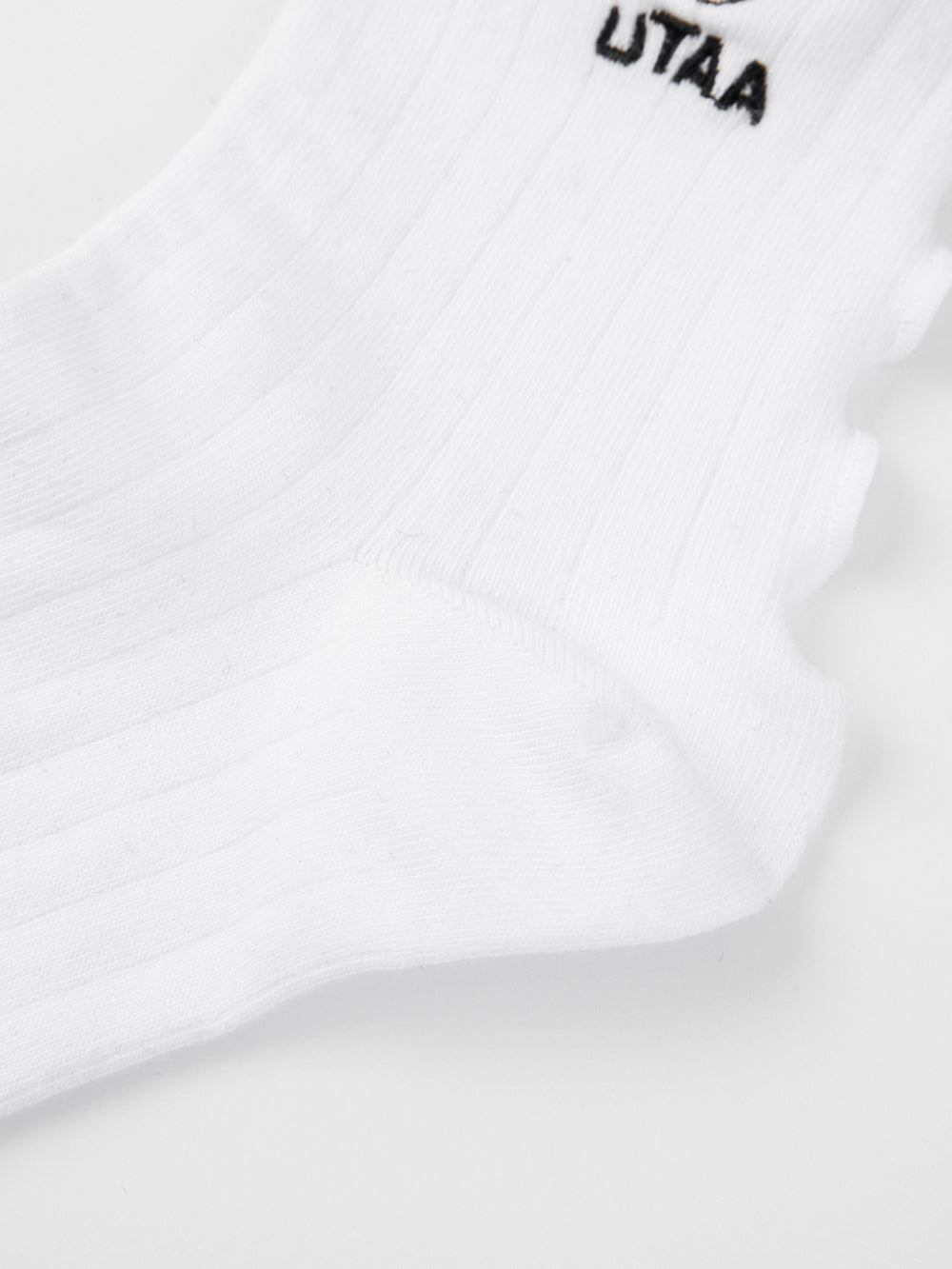 UTAA パンサーRuffleレースソックス ホワイト : Women's