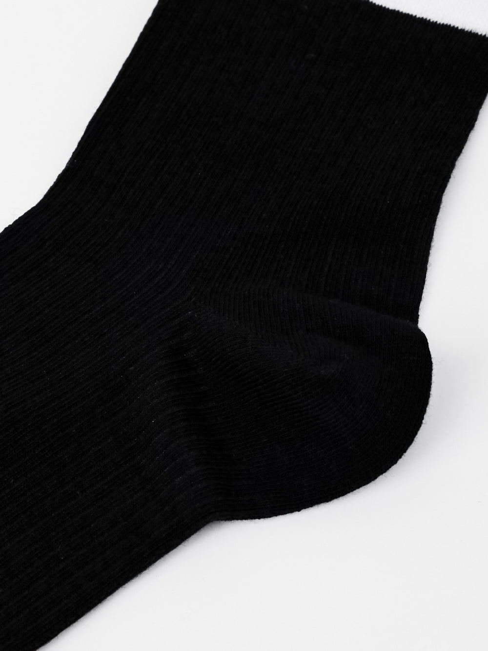 UTAA Essentialボールドロゴソックス ブラック : Men's