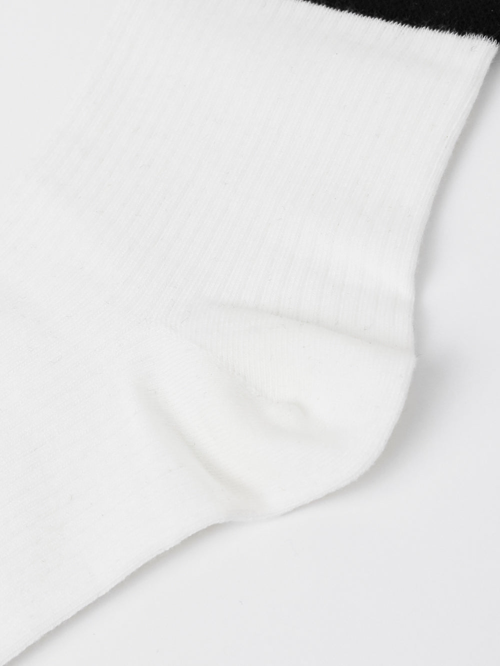 UTAA Essentialボールドロゴソックス ホワイト : Men's