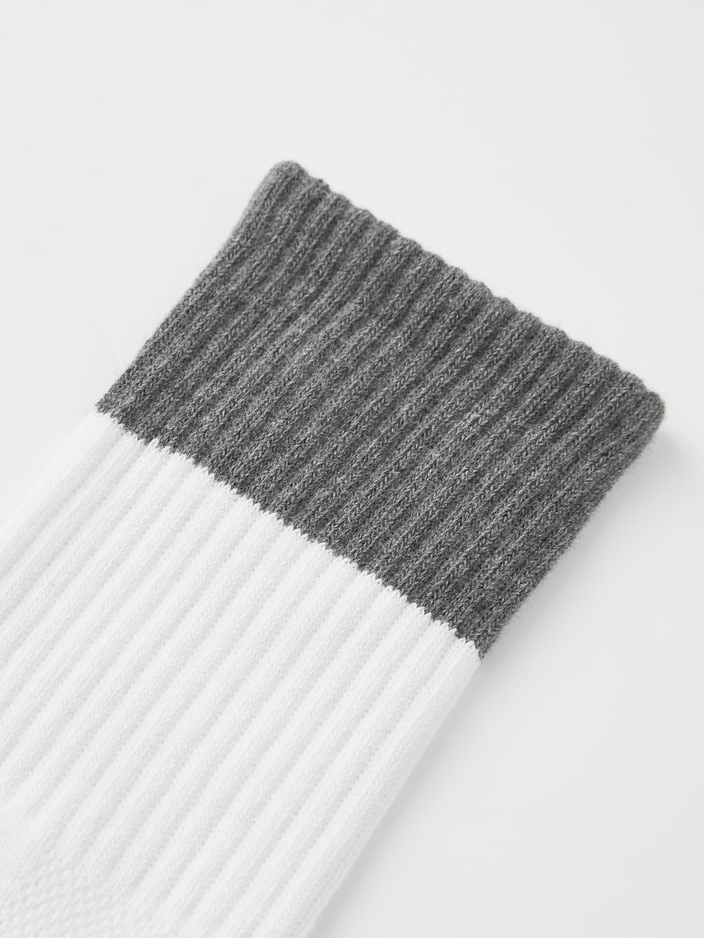 UTAA シンボルモノスクエアソックス : men's