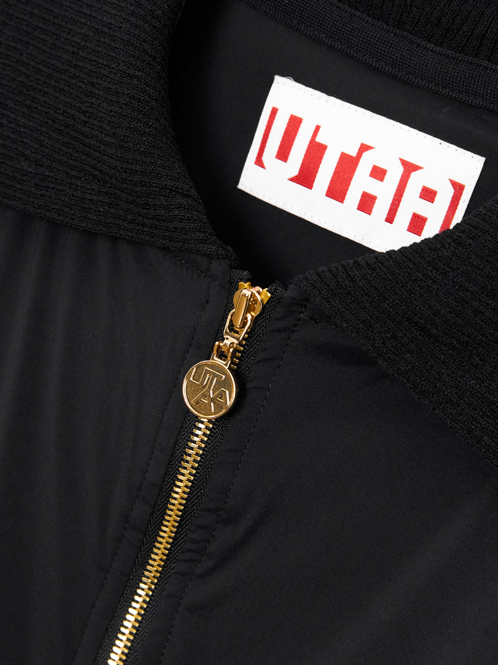 UTAA クラウンパンサーKingdomハーフZip-upジャンパー ブラック : Women's