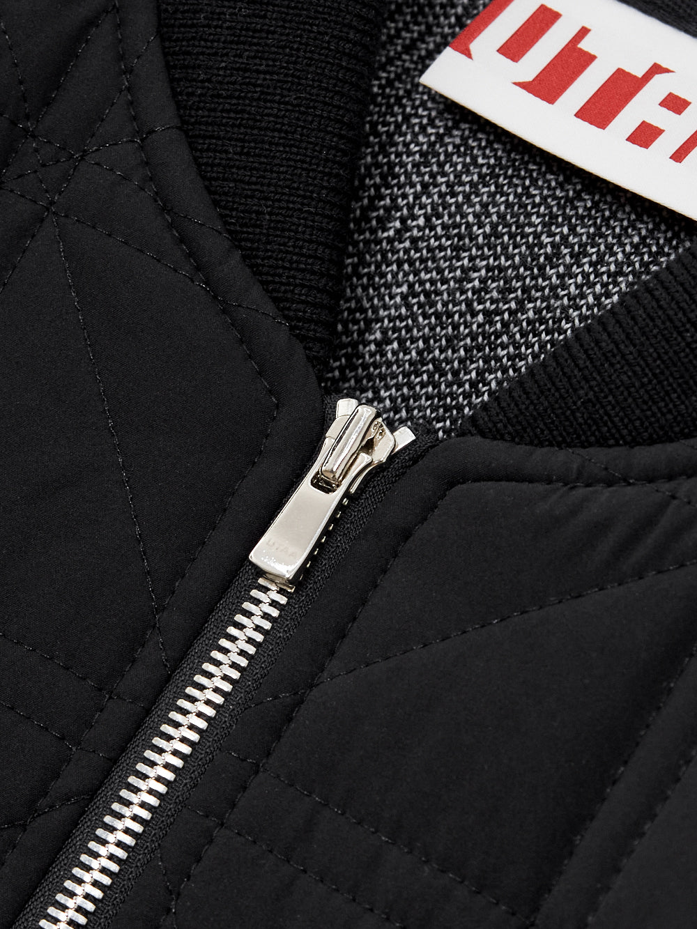 UTAA キルティングStitchニットミックスパディングジャンパー ブラック : Women's