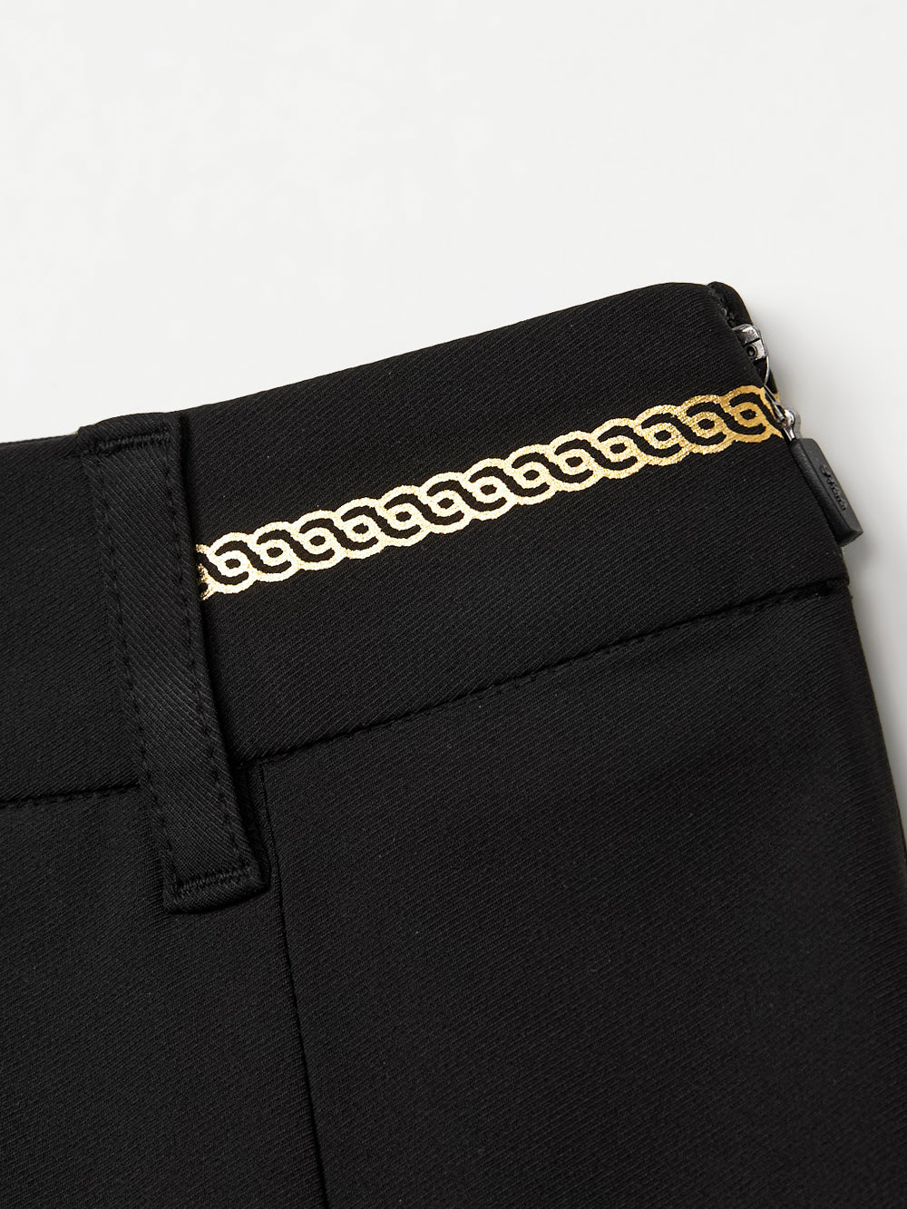 UTAA ギルトパンサーWappenプリーツスカート ブラック : Women's