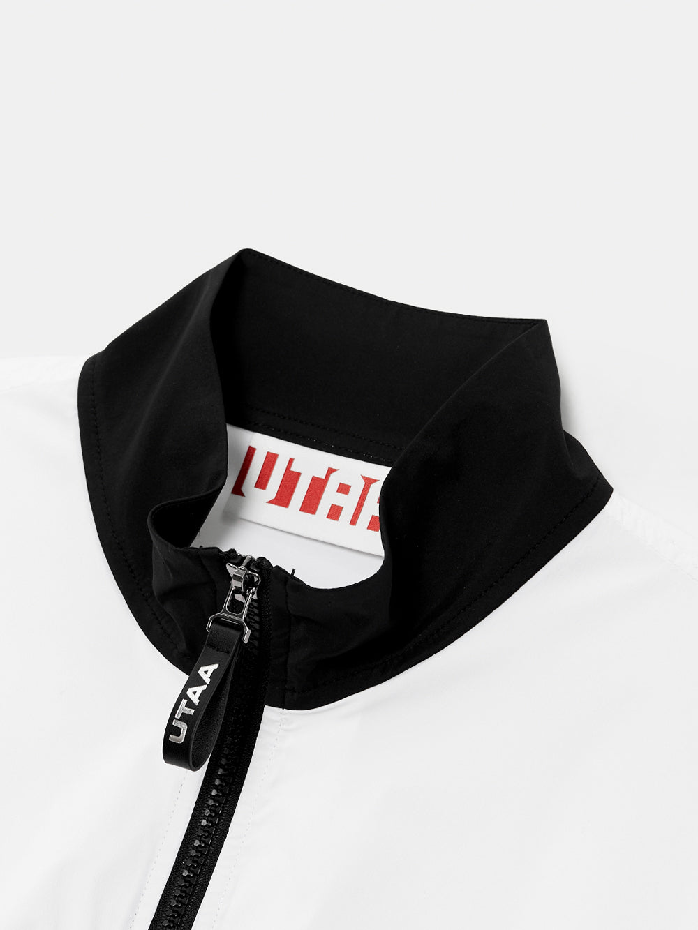UTAA モノTapeコンパクトウィンドブレーカージャンパー : Women's
