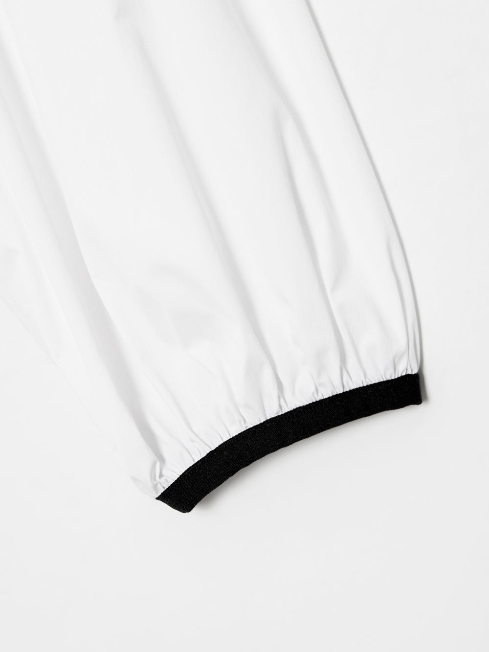 UTAA モノTapeコンパクトウィンドブレーカージャンパー : men's