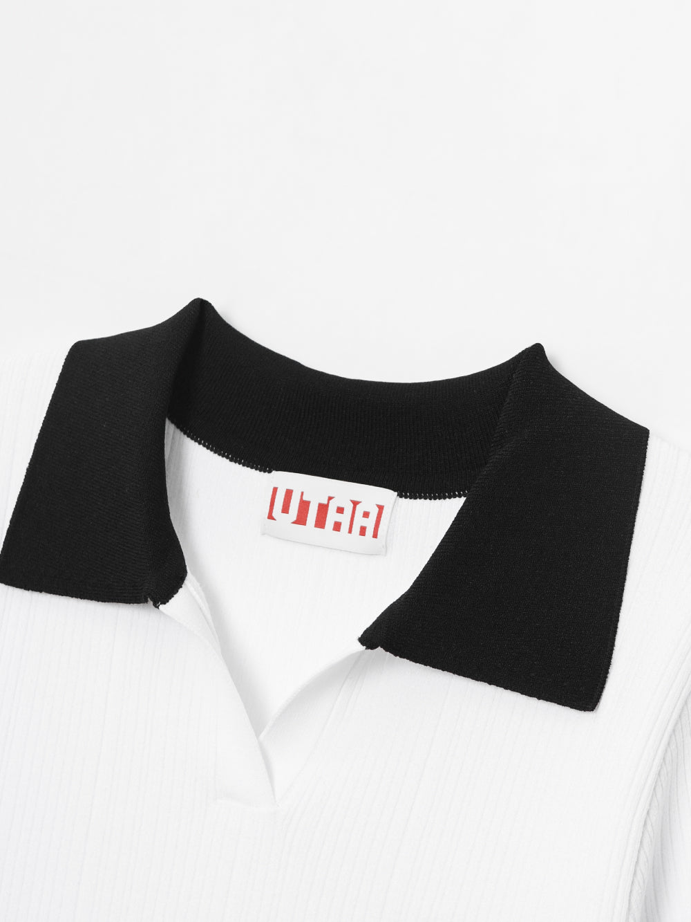 UTAA DivideOpen-neckニット : Women's